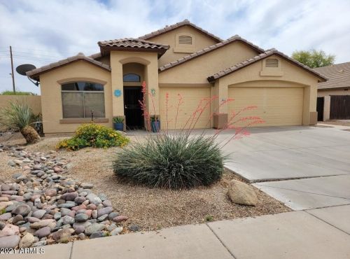 3855 Thornton Ave, Gilbert, AZ 85297-5213