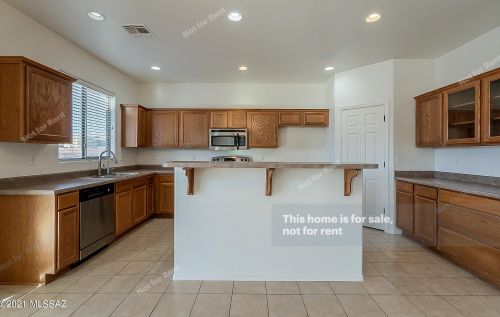 8803 Finfrock Dr, Tucson, AZ 85743-5549