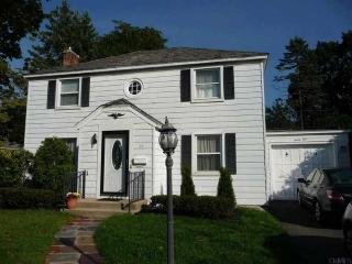 24 Ver Planck St, Albany, NY 12206-1430