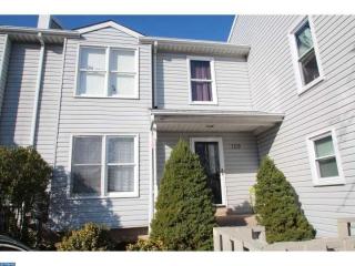 105 Pipers Pl, Chalfont PA  18914-2269 exterior