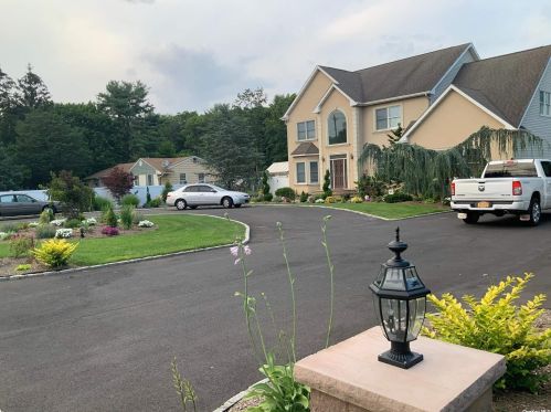 1357 Broadway Ave, Holbrook, NY 11741-5400