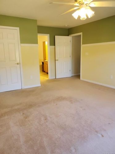 9 Equestrian Way, Poughquag NY  12570-5901 exterior