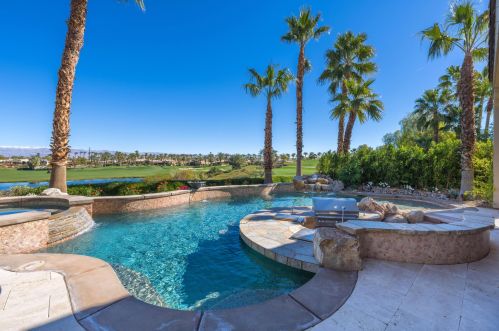 81540 Carboneras, La Quinta CA  92253-8219 exterior