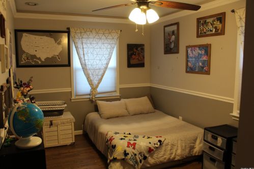 35 Hartford St, North Lindenhurst NY  11757-3843 exterior