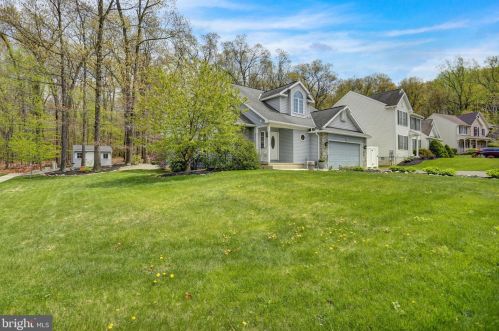 409 Acer Dr, Blandon PA  19510-9553 exterior