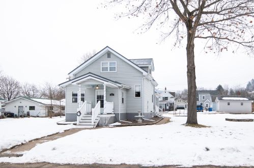204 Babcock St, Coon Valley WI  54623-7710 exterior