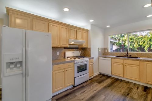 3231 Ida Dr, Concord CA  94519-2136 exterior