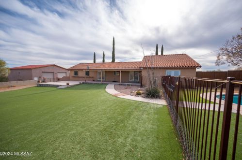 1043 Circulo Aventura, Nogales, AZ 85648-1627