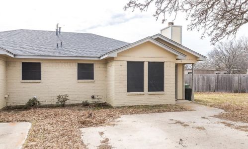9 Foster Ct, Midlothian TX  76063-1847 exterior