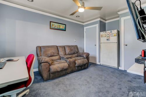 28 Island Dr, Old Bridge NJ  08857-2518 exterior