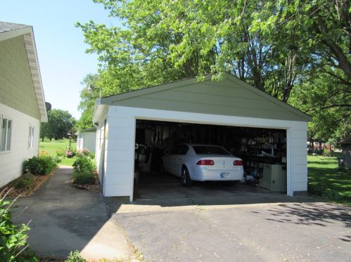 2527 10th St, Hobart IN  46342-5319 exterior