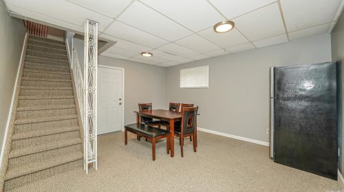 11 Blossom Ave, Holtsville NY  11742-1704 exterior