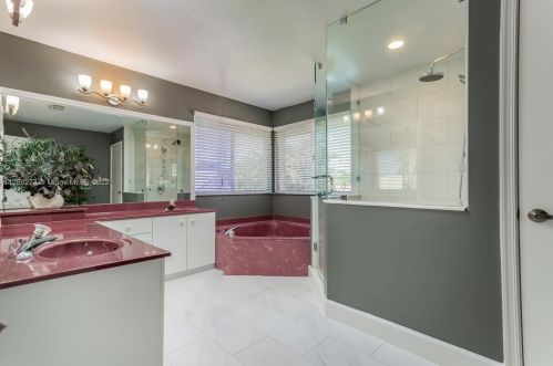 1120 179 Ave, Hollywood FL 33029-3053 exterior