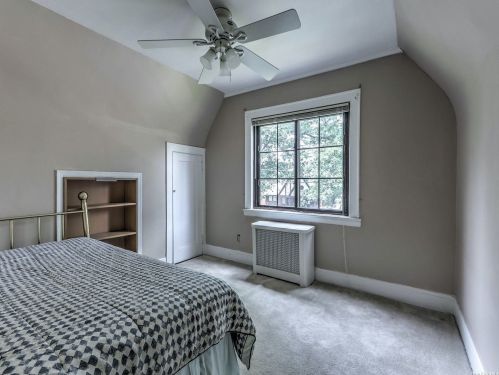 20 Marshall Ave, Floral Park NY  11001-3201 exterior