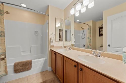 1609 20th Ave, Cape Coral FL  33991-3133 exterior