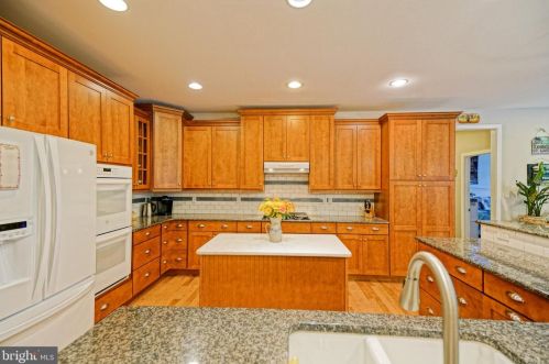 18540 Rose Ct, Lewes DE  19958-5910 exterior