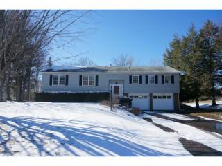 54 Grove Ln, Shelburne, VT 05482-6700