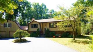 114 Bayberry Dr, Litchfield, CT 06787-1008