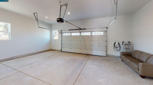 1242 Metten Ave, West Pittsburg CA  94565-6226 exterior