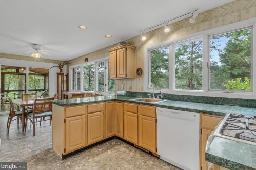 26 Mount Holly Ct, Montross VA  22520-4110 exterior