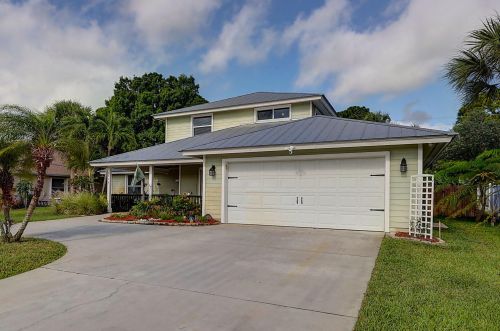 1874 Mantua St, Fort Pierce, FL 34952-6733