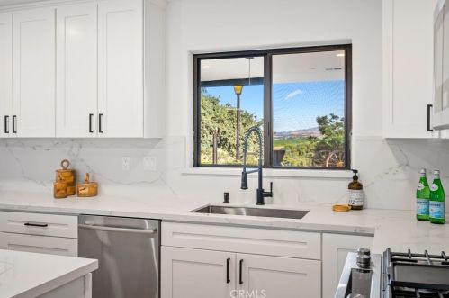 3310 Neal Spg Rd, Templeton CA  93465-9636 exterior