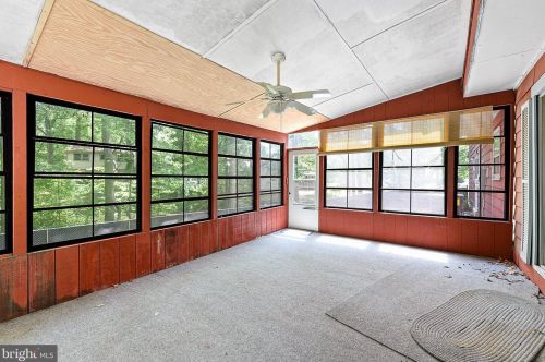 108 Shadow Ct, Dover DE  19904-4816 exterior