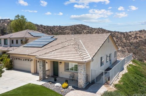 31130 Riverdale Pl, Santa Clarita, CA 91384-2593