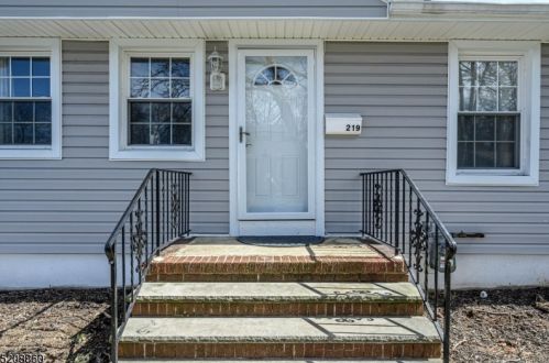 219 Cornell Ave, Rahway NJ  07065-2229 exterior