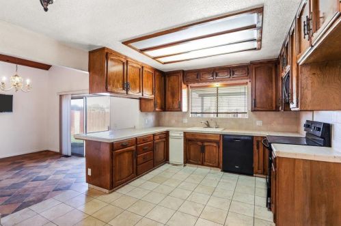 1812 Golf Rd, Turlock CA  95380-9746 exterior