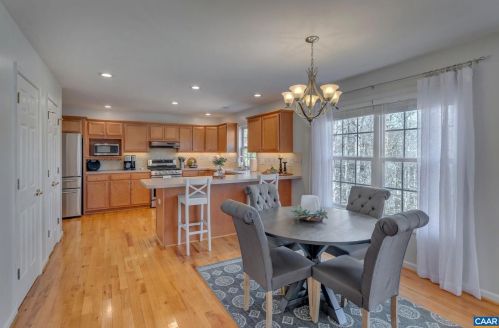 294 Jefferson Dr, Bybee VA  22963-2606 exterior