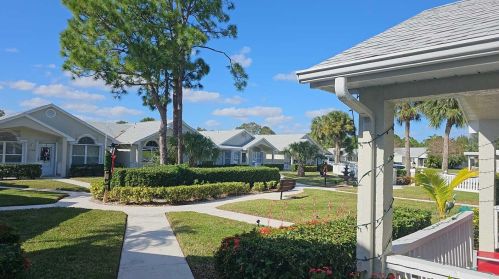 1158 Lombardy Dr, Fort Pierce FL  34986-2181 exterior