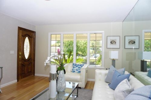 695 Torreya Ave, Sunnyvale, CA 94086-8452