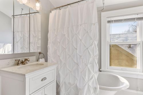 4837 Clinton Ave, Minneapolis MN 55419-5658 exterior