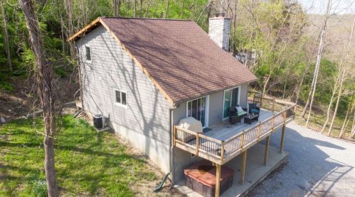 10871 Sand Run Rd, New Haven OH  45030-8946 exterior
