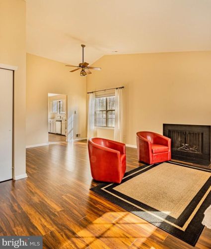 100 Franklin Ave, Berlin Boro, NJ 08009-8901