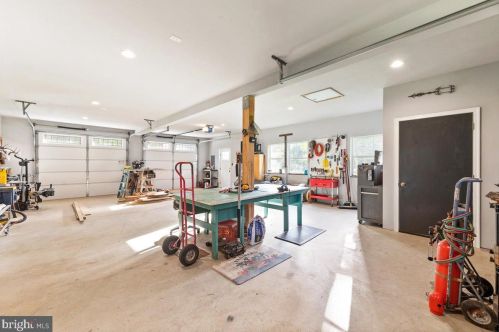 10719 Kettle Run Rd, Nokesville VA  20181-1715 exterior