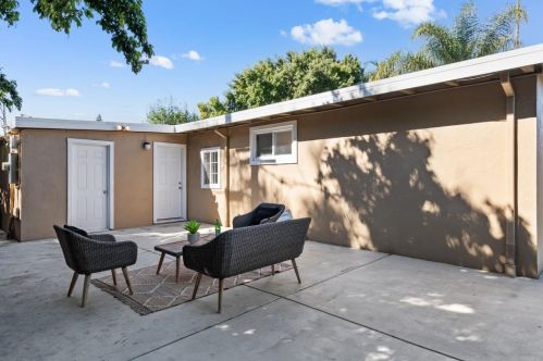 115 Hemlock Ave, Sunnyvale CA  exterior