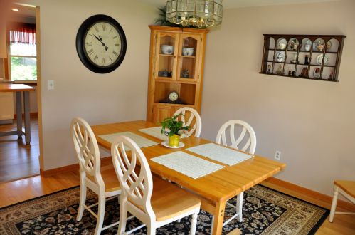 17 Biscayne Pkwy, Nashua NH 03064-1169 exterior