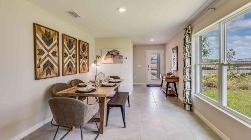1256 7th Ave, Ruskin, FL 33570