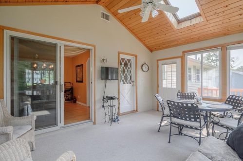 12 Birch Rd, Danbury CT  06811-3456 exterior