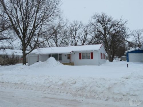 811 2nd St, Clarion, IA 50525-1013
