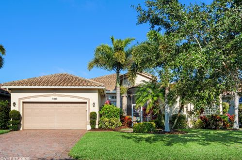 11380 Aspen Ln, Fort Pierce, FL 34987-2459