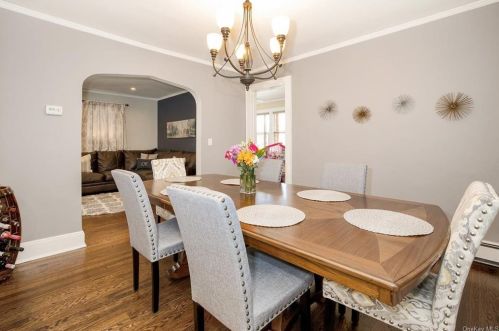 179 Astor Ave, Hawthorne NY  10532-1852 exterior