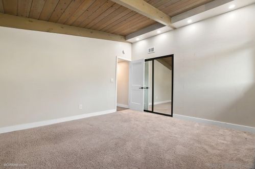 5038 Chaparral Way, San Diego CA 92115-2239 exterior