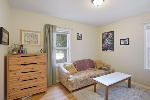 2907 James Ave, Minneapolis MN 55411-1240 exterior