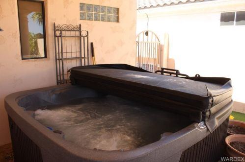 1150 Camino Cv, Bullhead City AZ  86442-4300 exterior