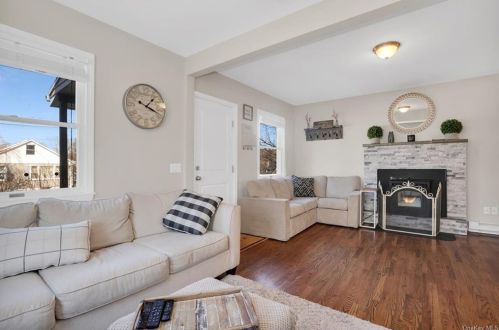 240 Overland Rd, Mahopac NY  10541-1121 exterior