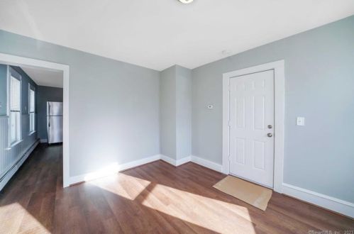 767 Maple St, Bridgeport CT  06608-2014 exterior