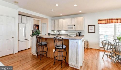 34 Stocks St, Lovettsville VA  20180-8640 exterior